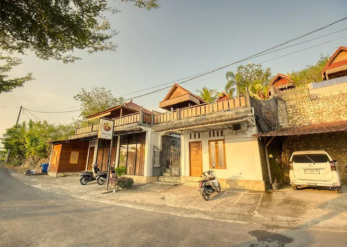 Sebuluh Sunset Hill Batumadeg